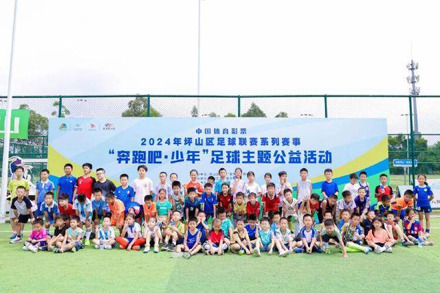 男篮顺利回国备战，郭士强面对黎巴嫩新挑战